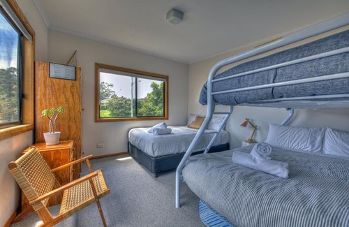 Coles Bay House | Dove on Freycinet