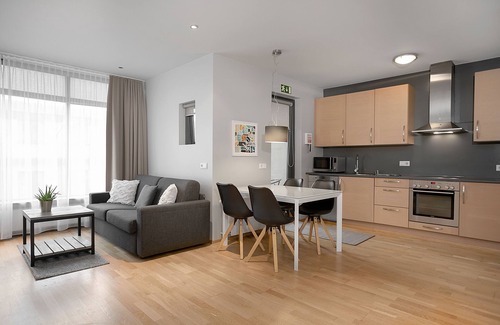 Vesturbær Apartment | Downtown Apartment by Old Harbor