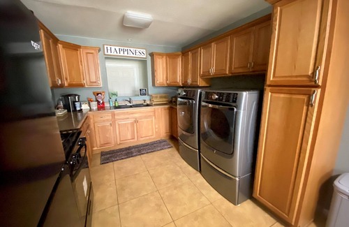 Odessa House | Downtown Cottage walking distance from Medical Center Hospital & Starbucks
