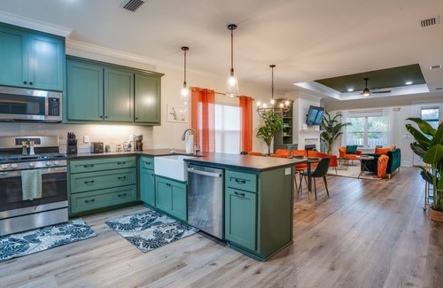 Tallahassee House | Downtown escape: Lakes & Parks - 20min to Airport