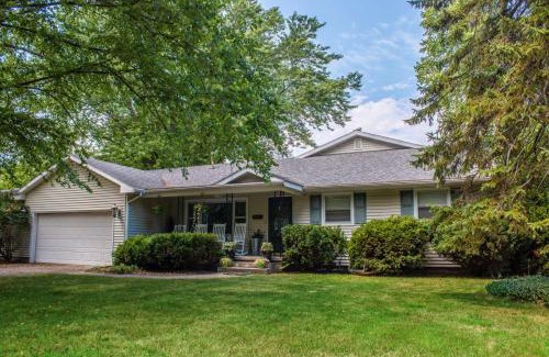 New Buffalo House | Downtown Hideaway