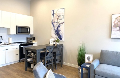 Nelson Apartment | Downtown Mountain Getaway