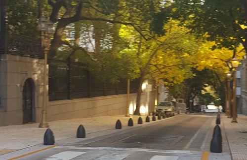 Retiro Apartment | Downtown Rest. Hermoso Barrio Centrico ,seguro