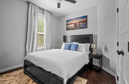 Jackson Ward Apartment | Downtown Richmond, Cozy 3BR, Near VCU
