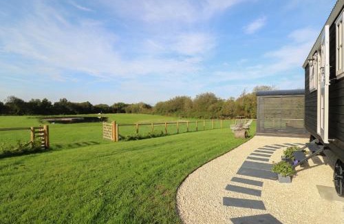Llanarth House | Dragonfly Shepherd's Hut