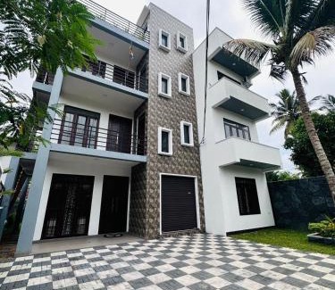Wadduwa Apartment | DreamScape Holiday Apartment