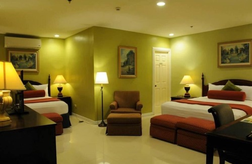 Santiago City Hotel | Dreamwave Hotel Santiago City