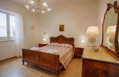 Rilievo Apartment | Dreamy Apartment with Veranda, Pool and Parking