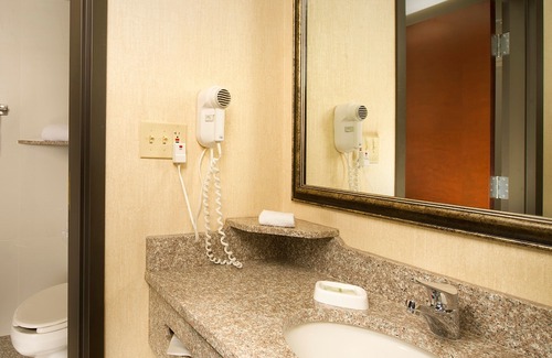 Tuttle Hotel | Drury Inn & Suites Columbus Dublin