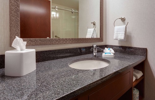 Columbia Hotel | Drury Plaza Hotel Columbia East