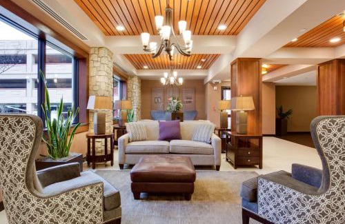 Crownhill Park Hotel | Drury Plaza Hotel San Antonio Airport