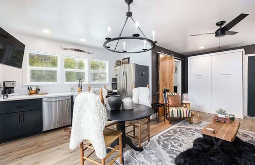 Shaver Lake Cabin | DT Tiny Shaver Home @the trailhead to Lake!