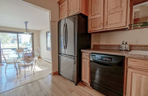 Fox Lake House | Dual Lake Houses on Mineola Bay