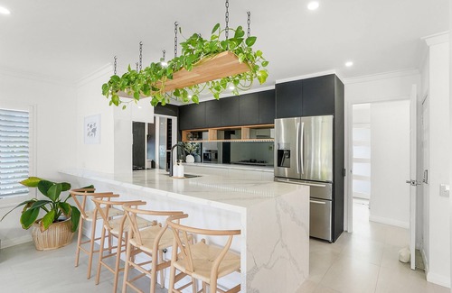 Duncraig House | Duncraig Dream with Pool and Alfresco BBQ!