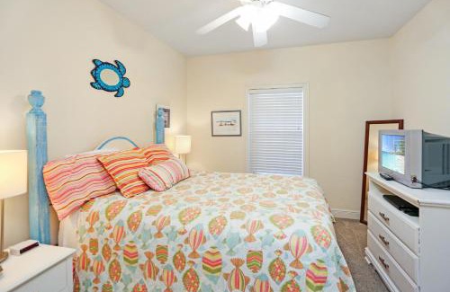 Cape San Blas Apartment | Dunes Club 1C by Pristine Properties Vacation Rentals
