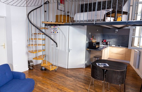 Hincmar Apartment | Duplex apartment, in a luxurious building located in the city centre of Reims at the foot of the cathedral