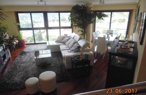 Ourense Apartment | Duplex grandes cristaleras impresionantes vistas