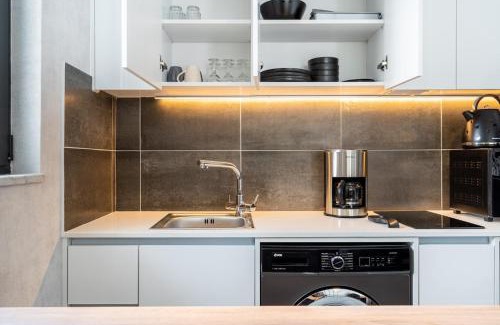 Larnaca Apartment | Dusk - Harmonic Studio by Plus 49 in Mackenzie