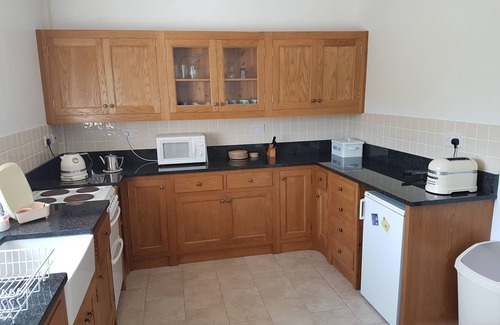 Penrhyn Bay Cottage | Early 20th century cottage close to the seafront and only 2 miles from Llandudno