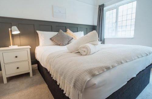 Boscombe Apartment | East Cliff Manor
