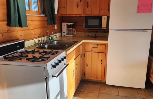 Nevis Resort | East Crooked Lake Cabin 3