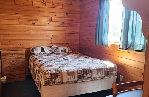 Nevis Resort | East Crooked Lake Cabin 4