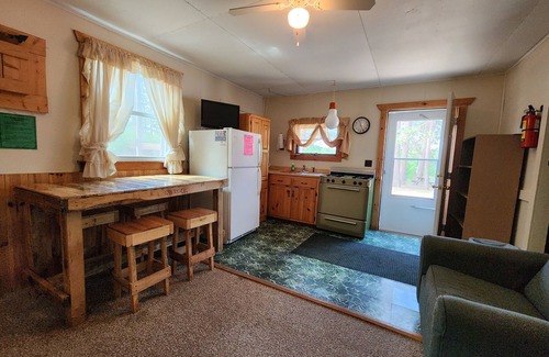Nevis Resort | East Crooked Lake Cabin 6