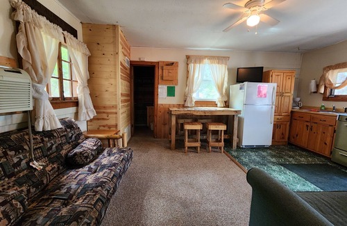 Nevis Resort | East Crooked Lake Cabin 6