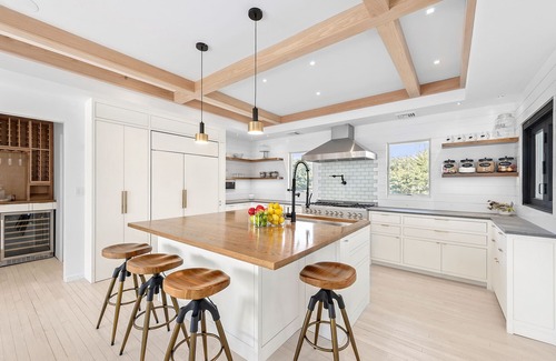 Village of East Hampton House | East Hampton Village! Excellent Location! Walk to Town New heated pool!