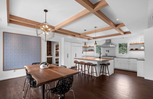 Village of East Hampton House | East Hampton Village! Excellent Location! Walk to Town New heated pool!