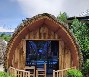 Basdiot Ski Chalet | East Holiday Resort Moalboal