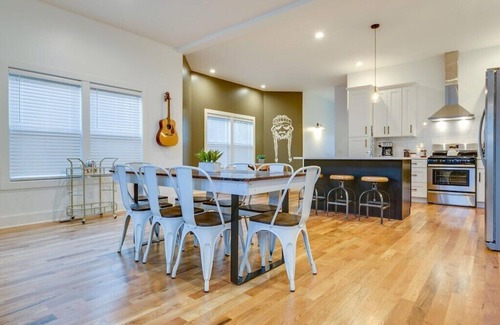 McFerrin Park House | East Nash ~ BBQ & Yard Games ~ 2.5 mil to Broadway