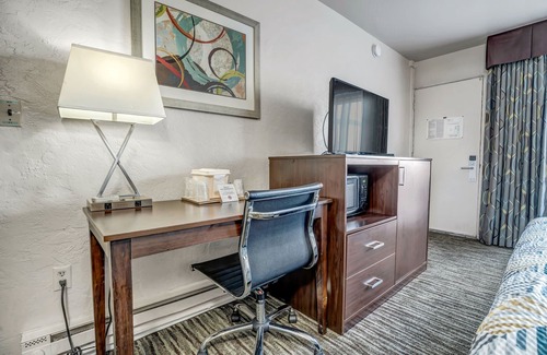 Buckman Neighborhood Hotel | Eastside Lodge