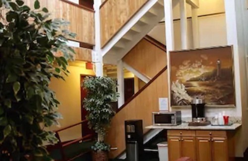 Downtown Anchorage Hotel | Econo Inn Anchorage