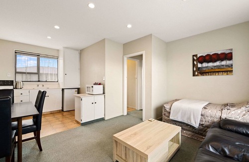 Addington Hotel | Econo Lodge Canterbury Court