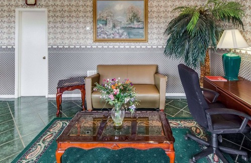 Falfurrias Hotel | Econo Lodge Falfurrias Hwy 281