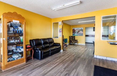 Allison Hotel | Econo Lodge Gallup West