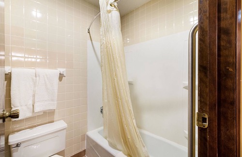 Jackson Hotel | Econo Lodge Jackson