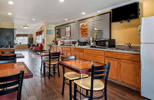Oxford Hotel | Econo Lodge Oxford