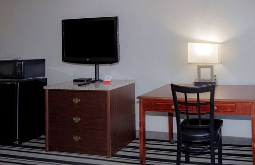Ardmore Hotel | Econo Lodge
