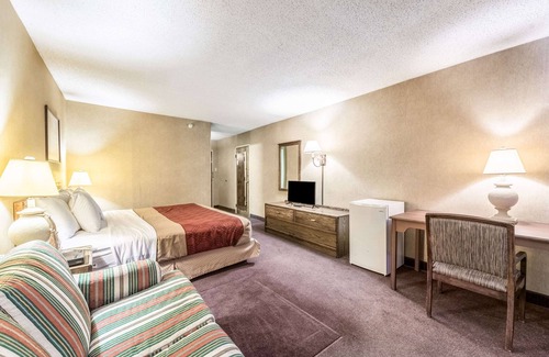 Brainerd Hotel | Econo Lodge