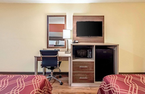 Worthington Hotel | Econo Lodge Worthington