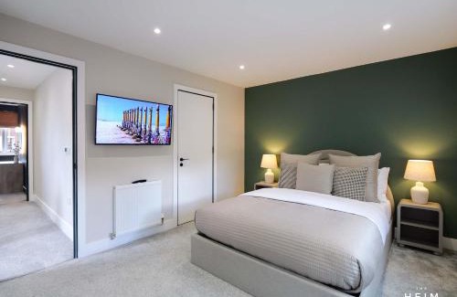 Salford House | Eden at The Heim Residences