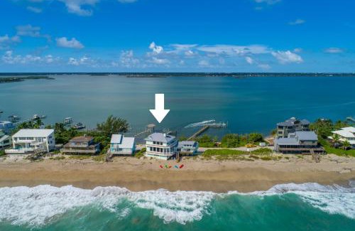 Stuart House | Eden Beach Retreat