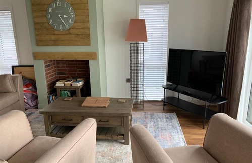Treator Cabin | Edge of Padstow, 2 bedroom luxury lodge