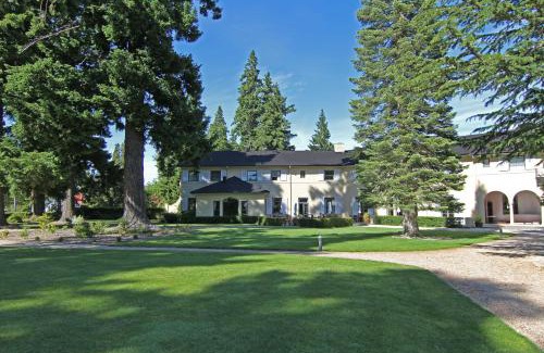 Hanmer Springs Hotel | Edit Hanmer Springs