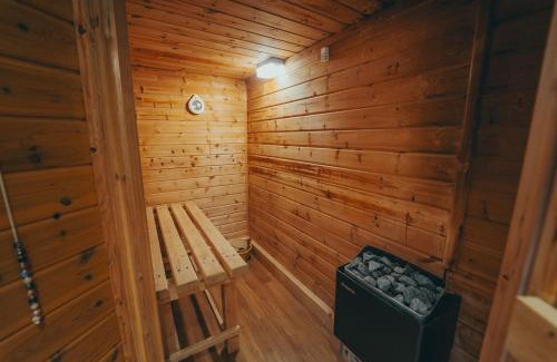 Thurstonfield House | Egret Lodge with Hot-tub