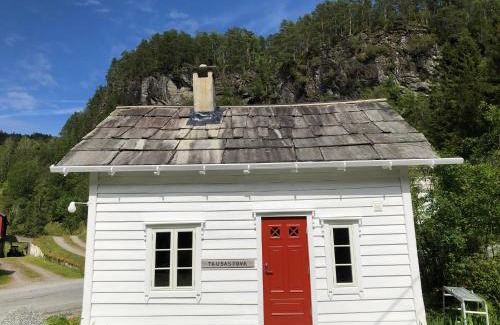 Eikelandsosen House | Eidegrend Boutique Hotel