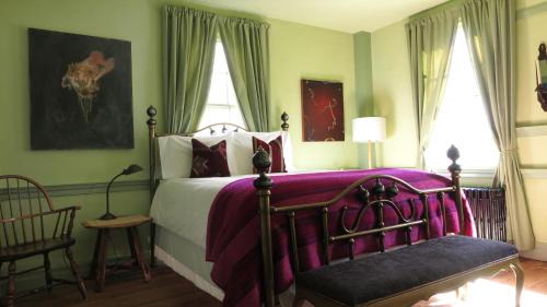 Old Mystic Bed & Breakfast | Eileen of Mystic