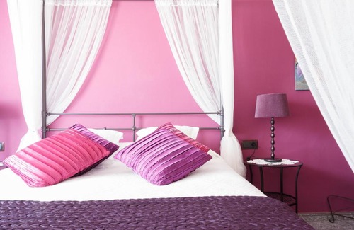 Pontons House | El Molí de Pontons suites con jacuzzi spa
